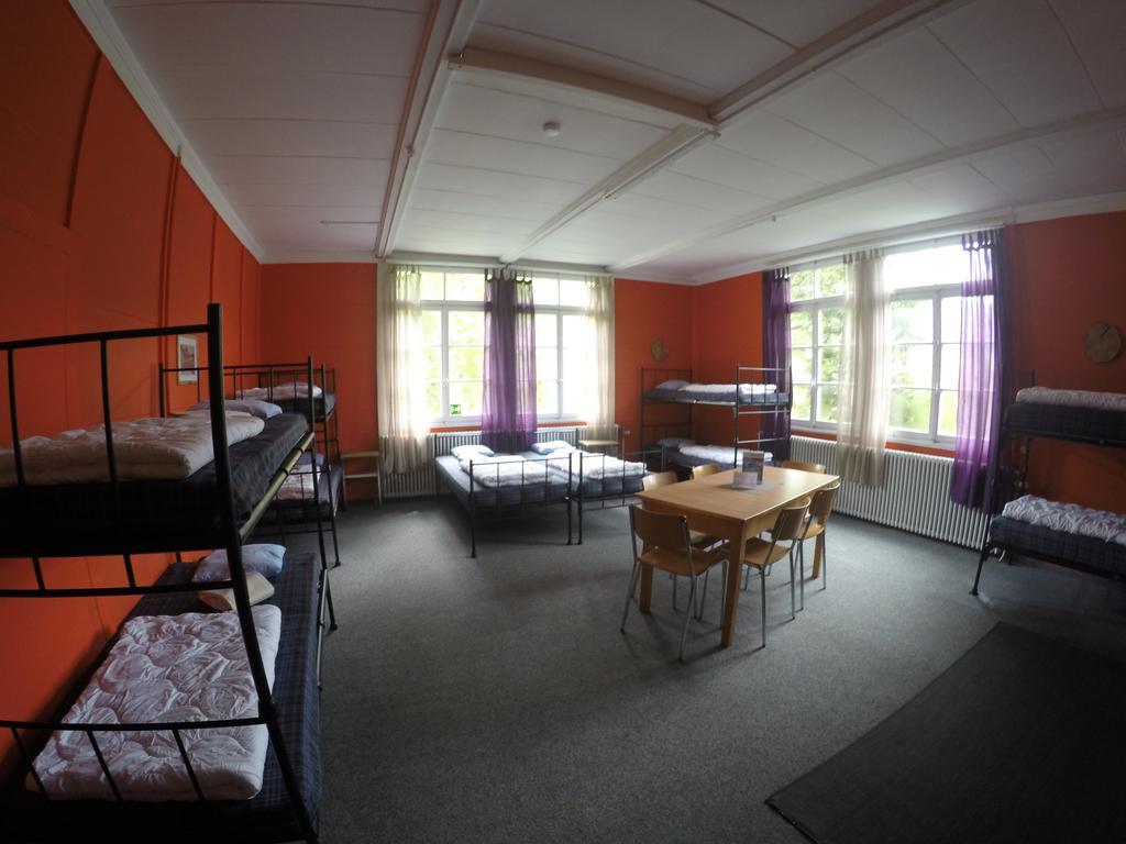 Downtown Lodge Hostel - Unique Simple Central 그린델발트 외부 사진