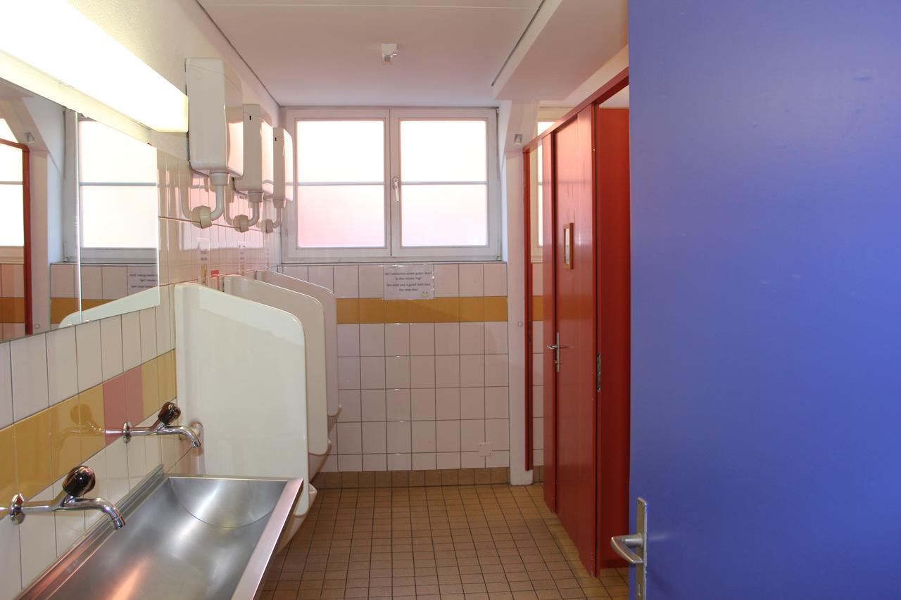 Downtown Lodge Hostel - Unique Simple Central 그린델발트 외부 사진