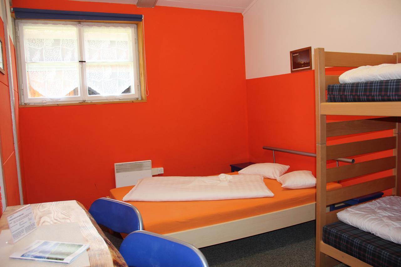 Downtown Lodge Hostel - Unique Simple Central 그린델발트 외부 사진