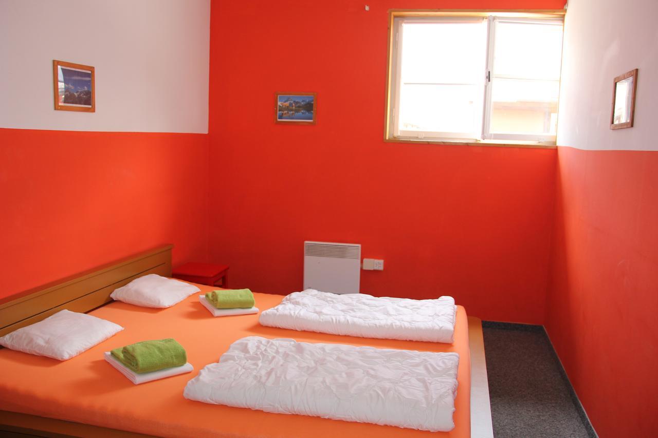 Downtown Lodge Hostel - Unique Simple Central 그린델발트 외부 사진